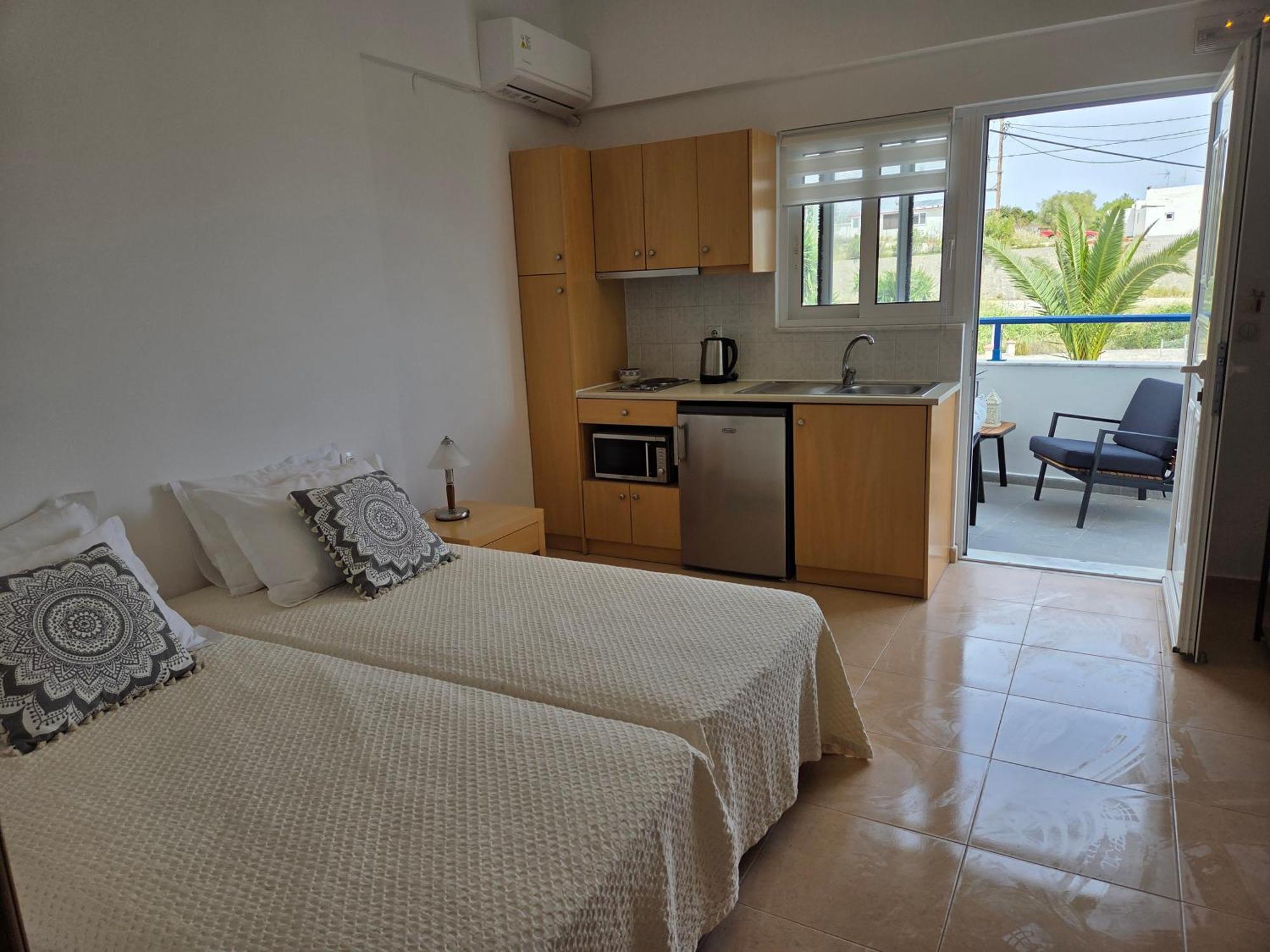 Corafili Holiday Suites Kiotari Exteriör bild